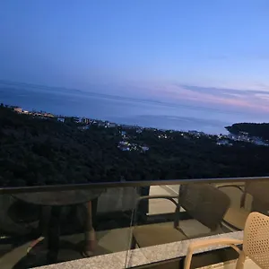 Wait 'n Sea Hotel