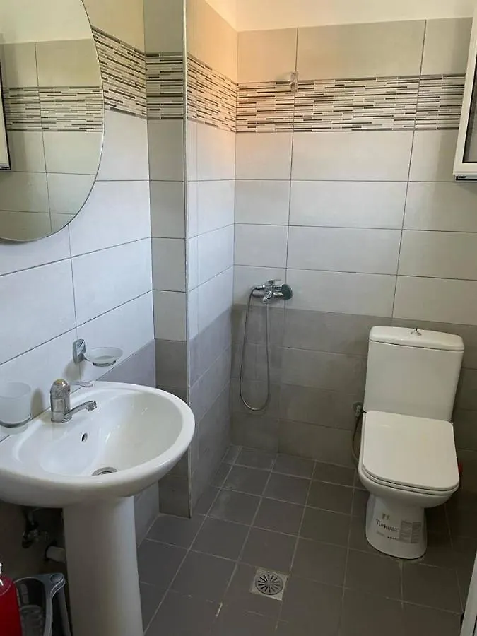 Wave N' Sea Apartments Himare